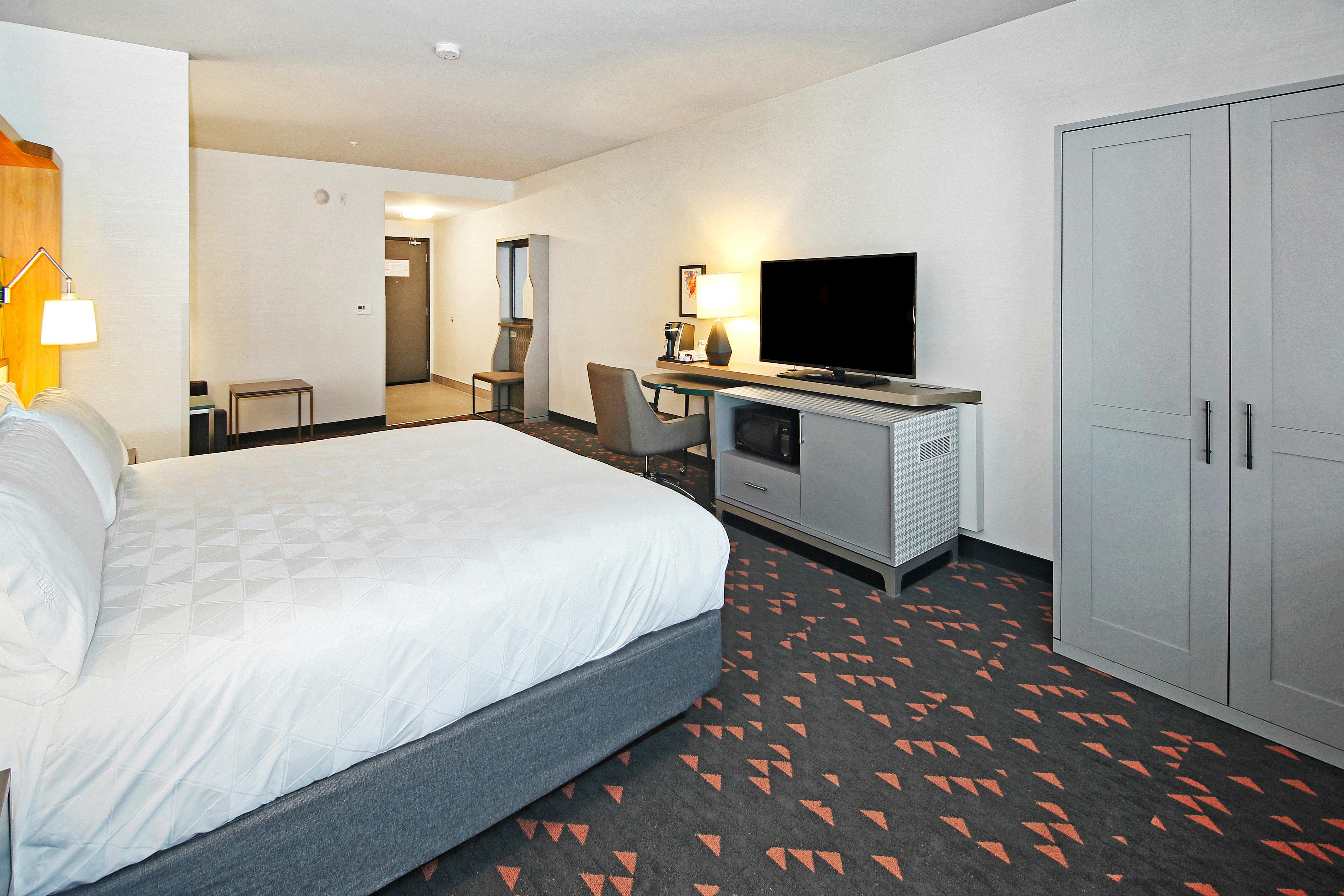 Holiday Inn Hotel & Suites - Calgary Airport North By Ihg Exterior photo