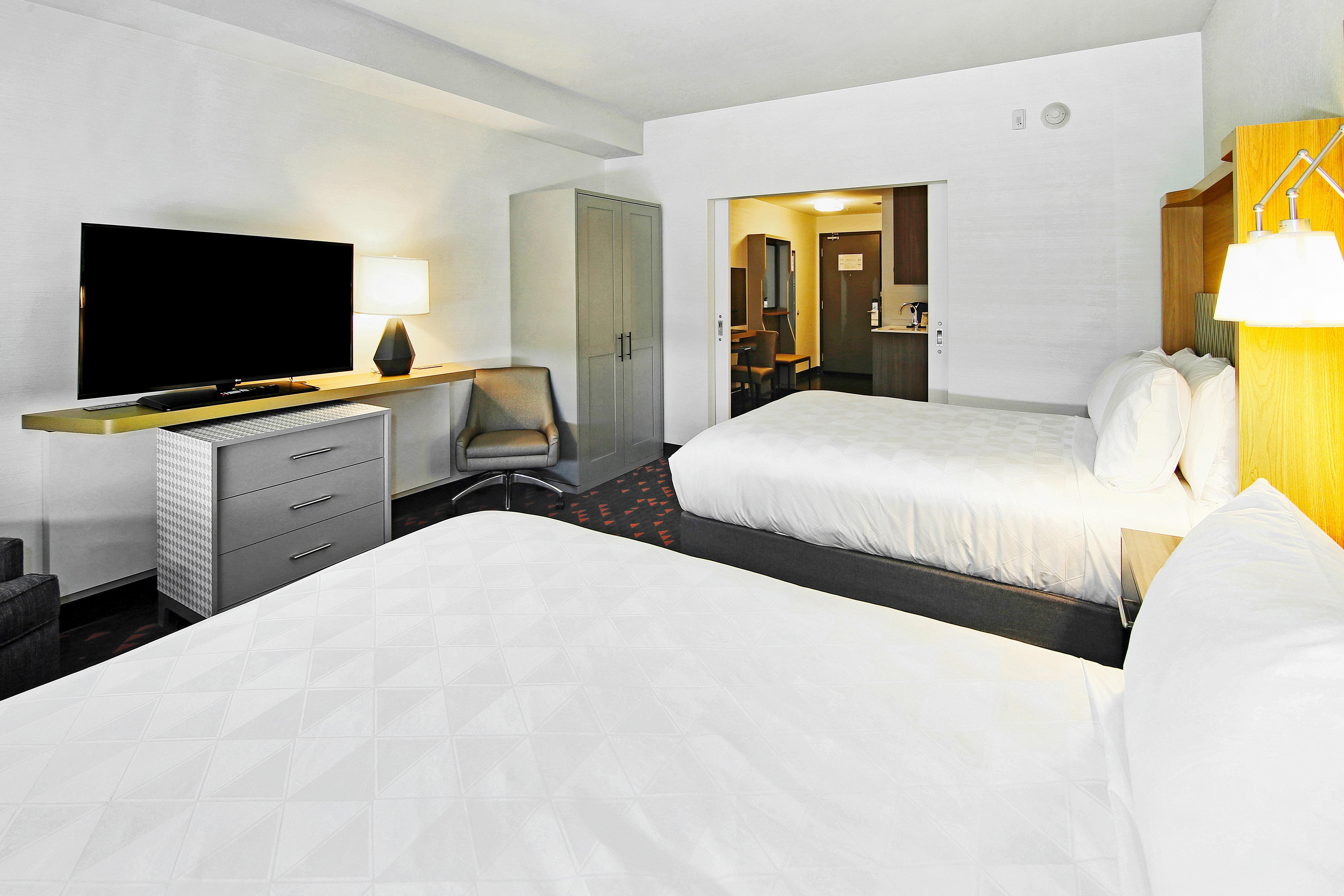 Holiday Inn Hotel & Suites - Calgary Airport North By Ihg Exterior photo