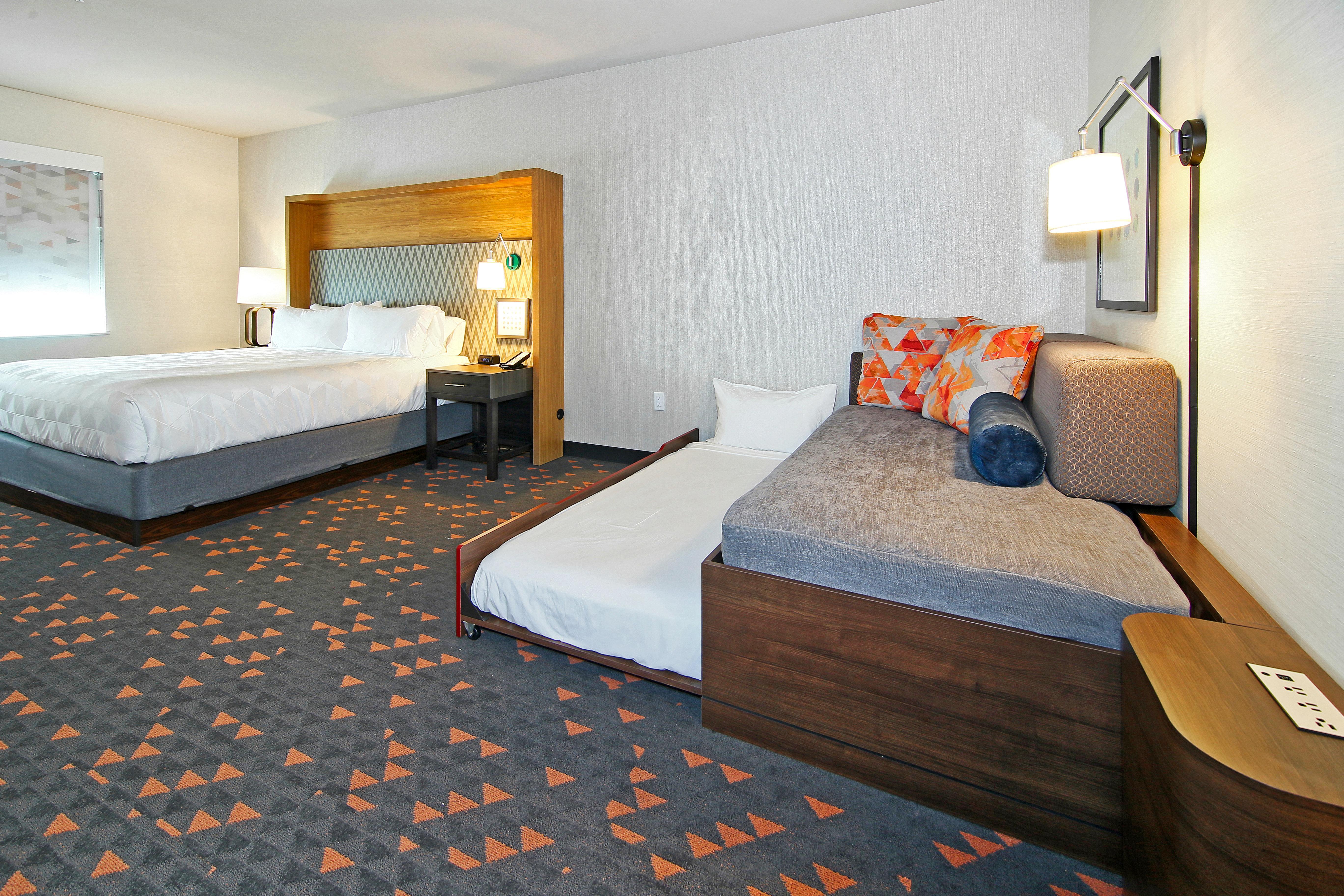Holiday Inn Hotel & Suites - Calgary Airport North By Ihg Exterior photo