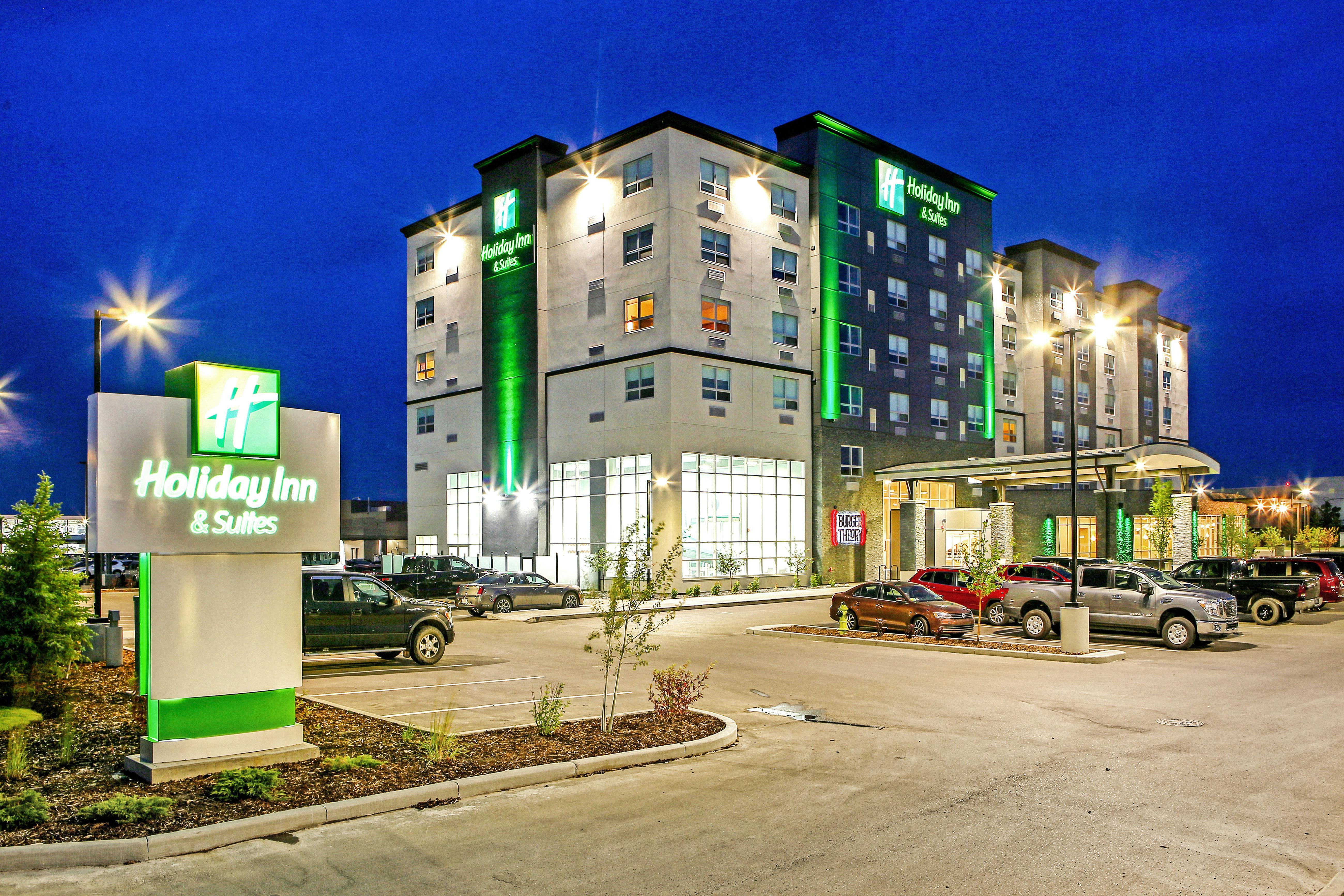 Holiday Inn Hotel & Suites - Calgary Airport North By Ihg Exterior photo