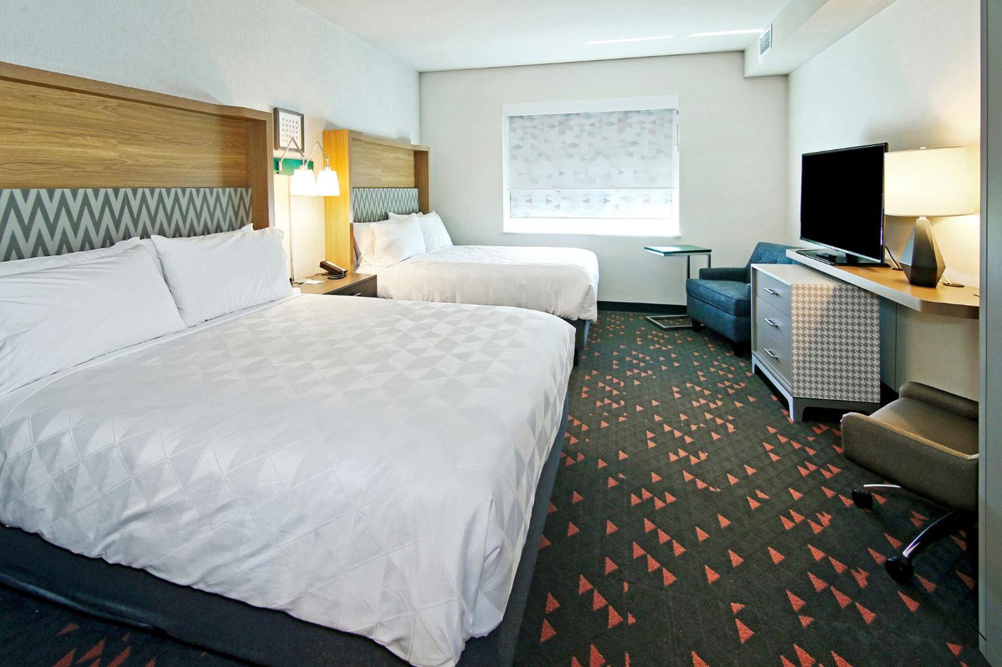 Holiday Inn Hotel & Suites - Calgary Airport North By Ihg Exterior photo