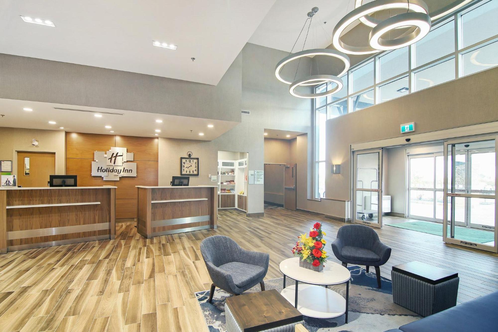 Holiday Inn Hotel & Suites - Calgary Airport North By Ihg Exterior photo